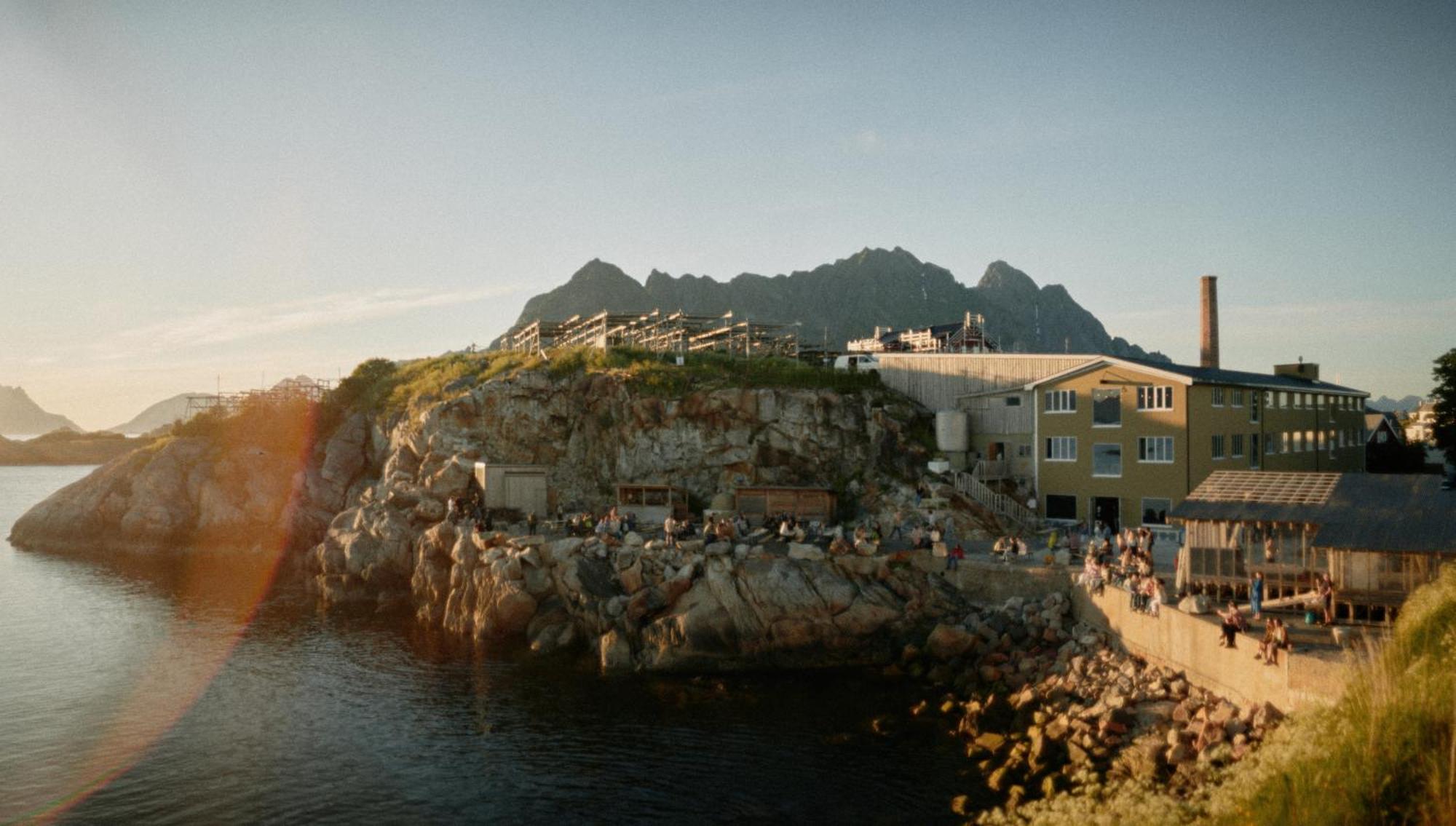 Trevarefabrikken Henningsvaer Ngoại thất bức ảnh